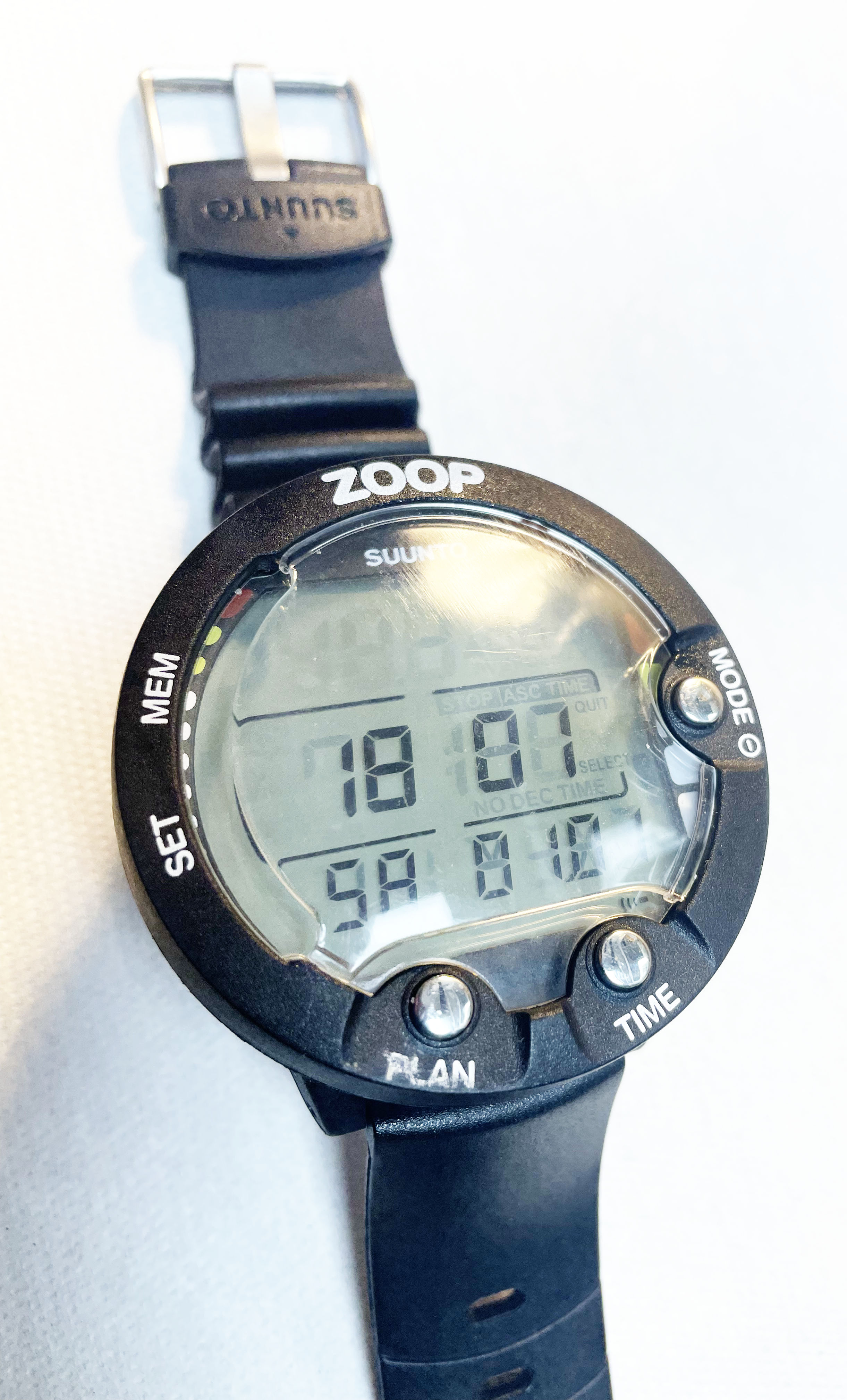 Batteriewechsel Suunto Zoop Tauchcomputer